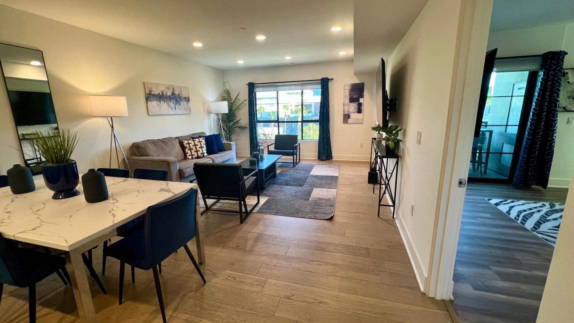 The Century City Cozy 3 Bedroom Apartment With Free Parking! Los Angeles Kültér fotó